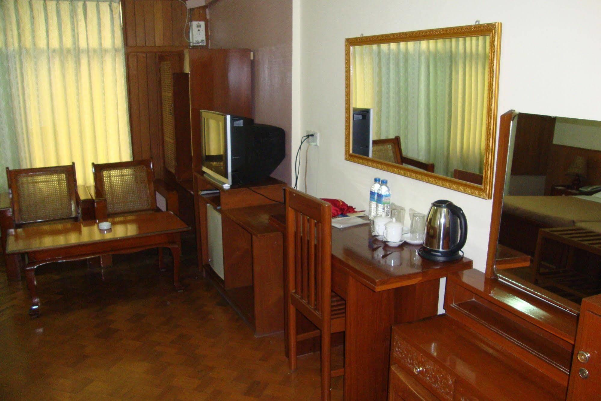 Nadi Myanmar Hotel 만달레이 외부 사진