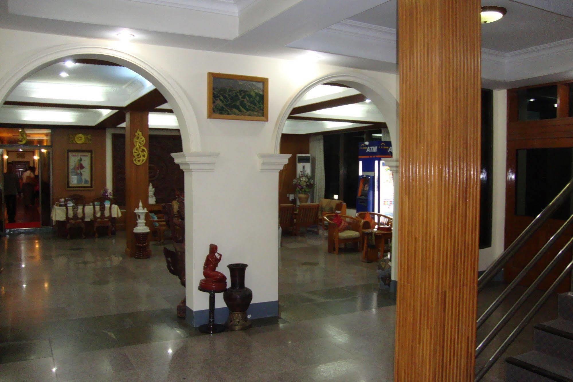 Nadi Myanmar Hotel 만달레이 외부 사진