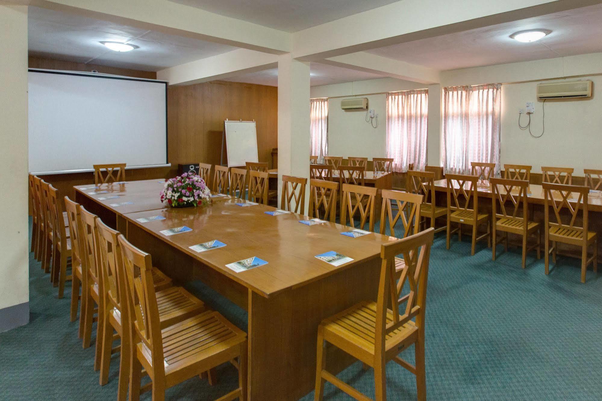 Nadi Myanmar Hotel 만달레이 외부 사진