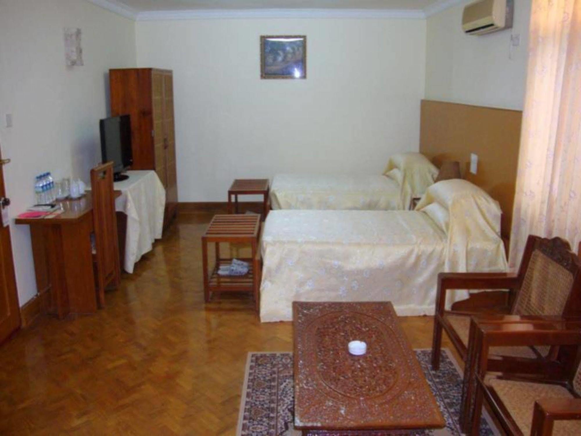 Nadi Myanmar Hotel 만달레이 외부 사진