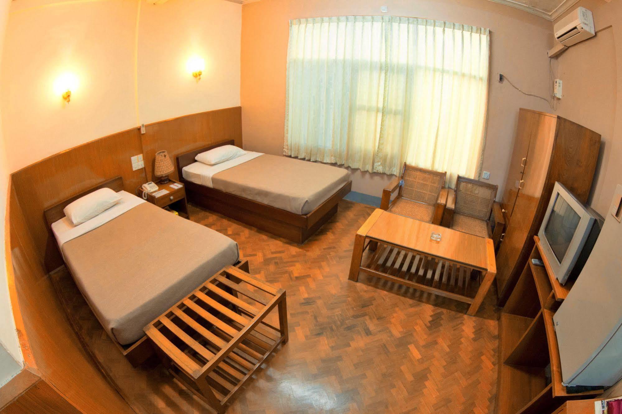 Nadi Myanmar Hotel 만달레이 외부 사진